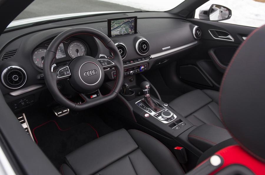 Торпедо Audi S3 Cabriolet (8V) 2014 года  (WW) (фото 12 из 34)
